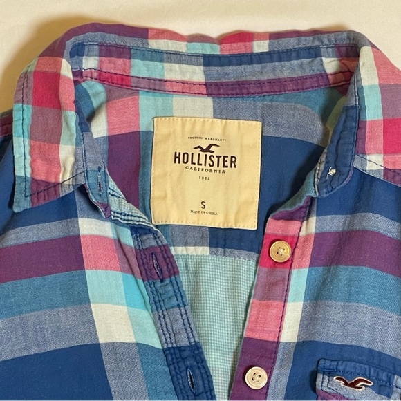 Hollister Women’s Plaid Button-Up Shirt Long Sleeve Blue Pink Purple size small - Picture 8 of 10
